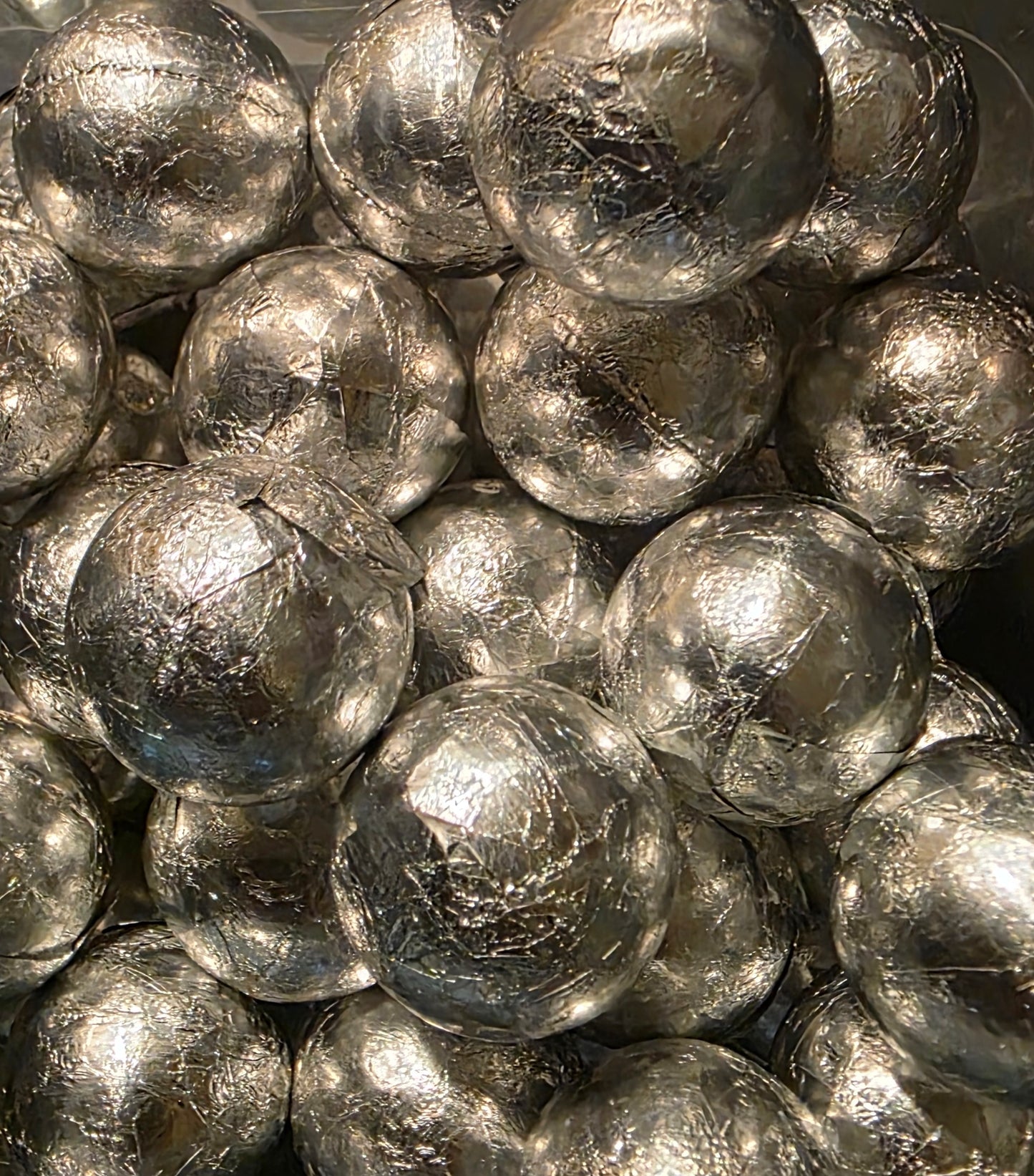 BOULES DE CHOCOLAT AU LAIT COULEURS ASSORTIES